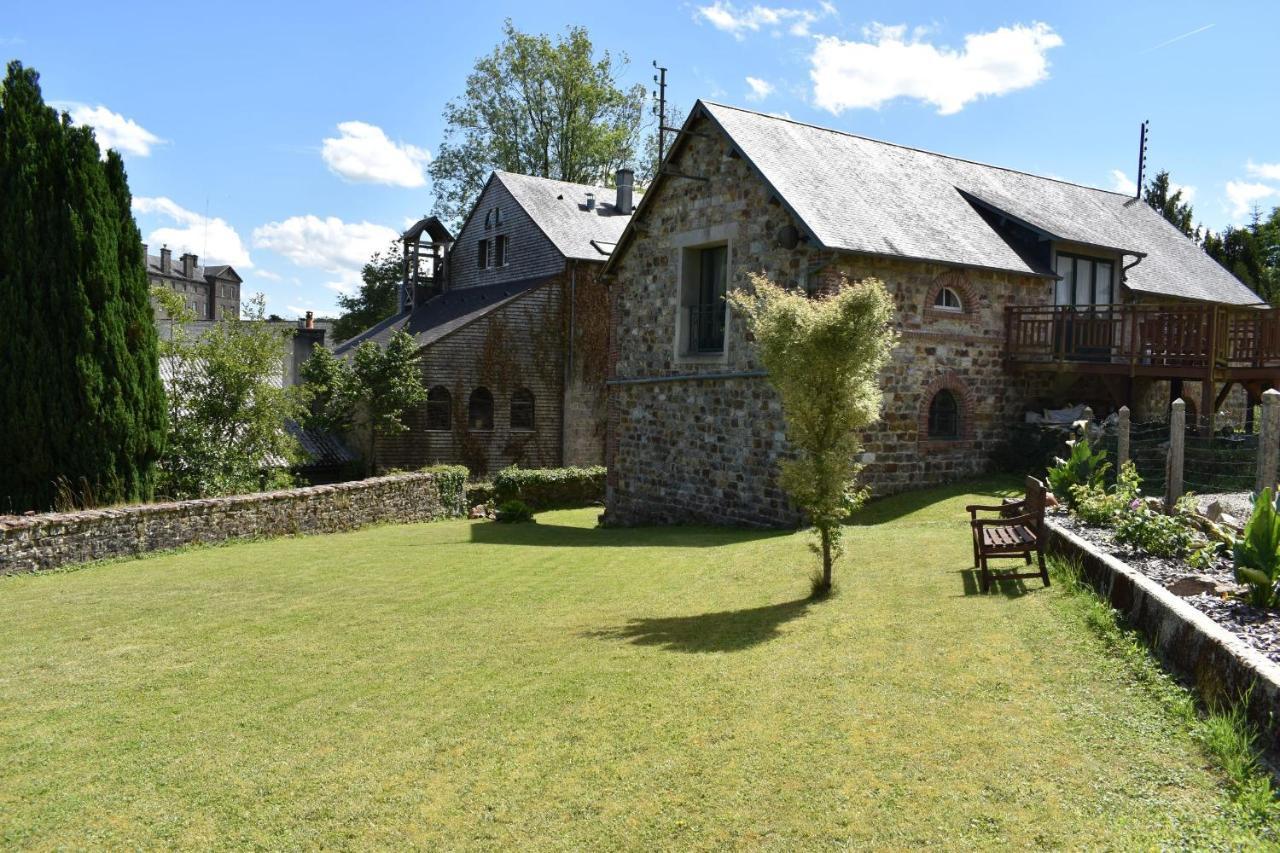 Gites In Le Neufbourg -Mortain 외부 사진