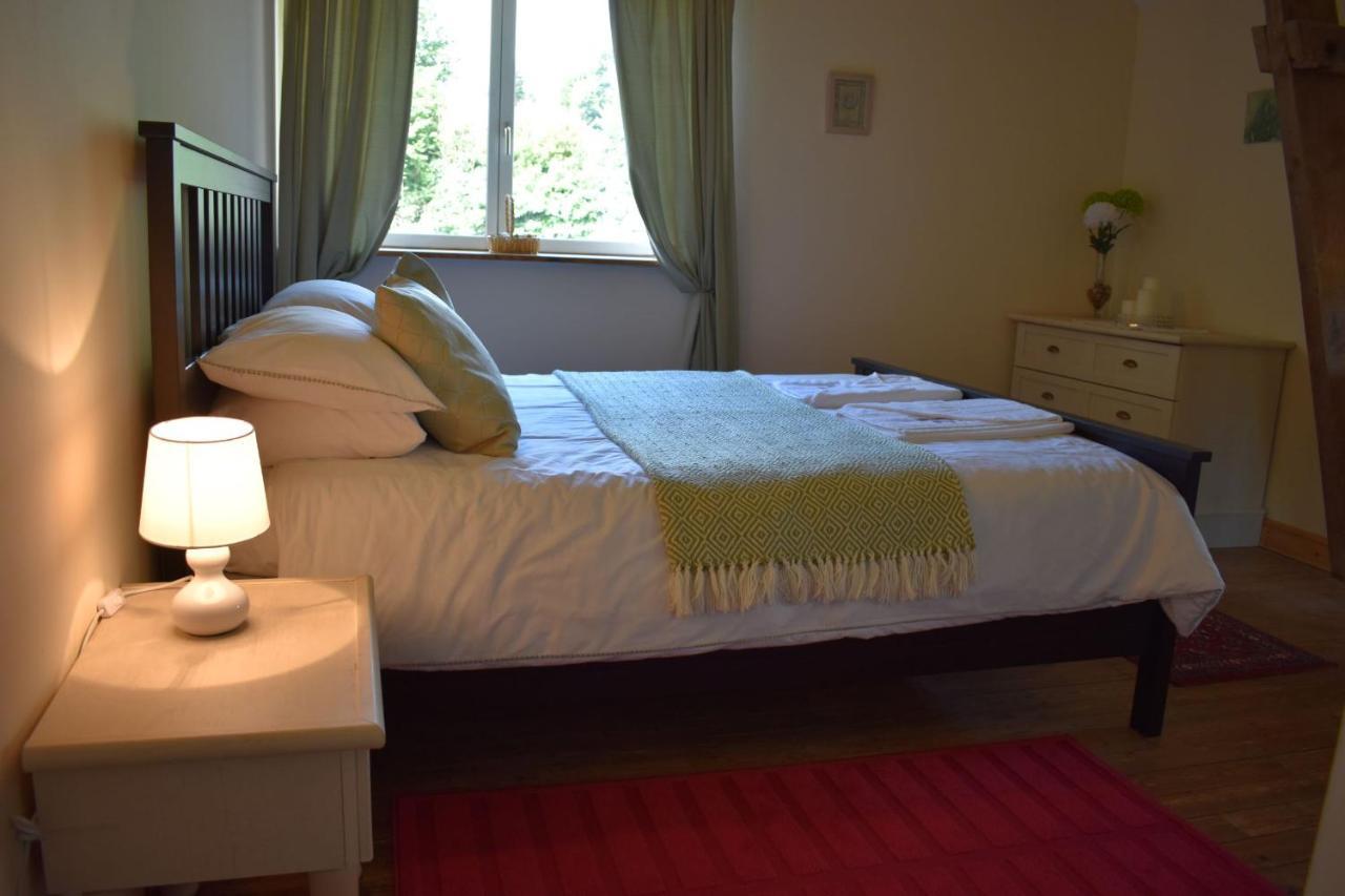 Gites In Le Neufbourg -Mortain 외부 사진